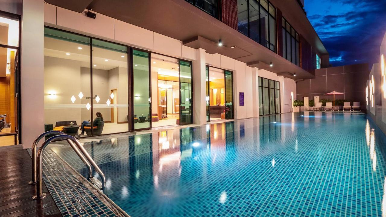 Grand Fortune Hotel Nakhon Si Thammarat Exterior foto